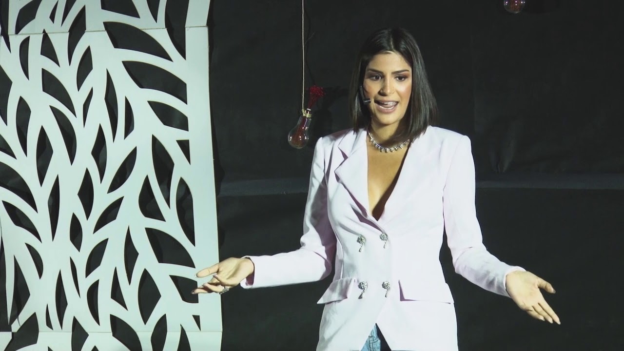 O empoderamento começa no autoconhecimento | Júlia Horta | TEDxCentroUniversitárioNewtonPaiva