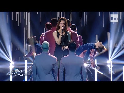 Nina Zilli canta "These boots" - Un'ora sola Vi vorrei 18/05/2021