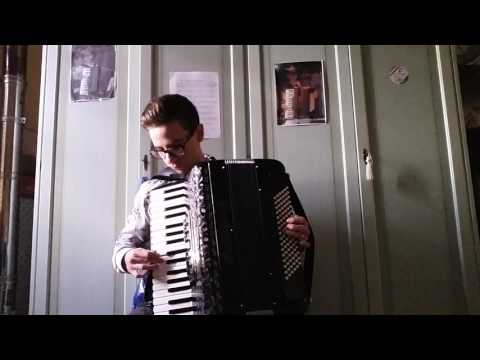 Tutto pepe (Castellina)- Manuel Burroni alla fisarmonica