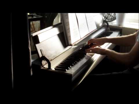 Mega Man 3 Intro on Piano (Full Version)