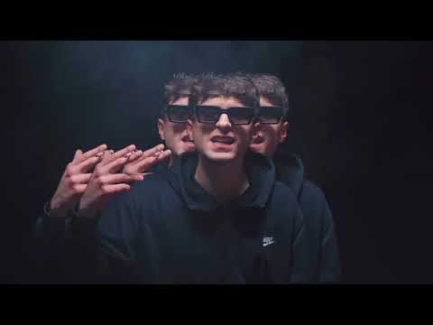 EF KEY - NIENTE DI STRANO (Prod. Pedro Lopez)