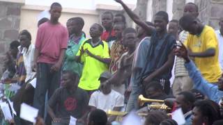 Muntu Valdo Band - DA Lassu (live in Yaoundé)