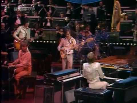 The Carpenters Live At The New London  - Goodbye to love