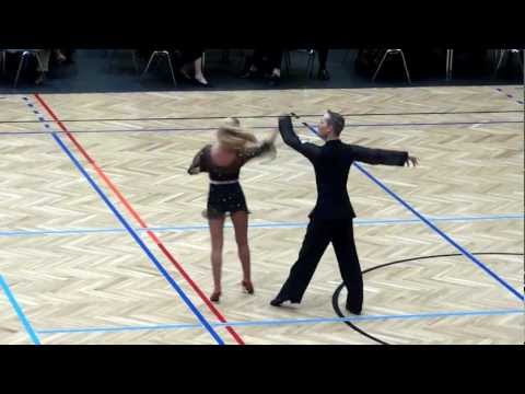 Mariya Gramatikova und Simon Schmidt Rumba Show at ÖM Sta 2011