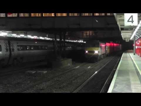 Class 90's, 90036 6s02 Christmas mail and 90048 4m11 liner at Lancaster,3rd December 2013