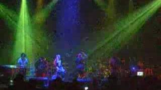 Sonny J : Can&#39;t Stop Moving &amp; Belly Bongo (?) LIVE!