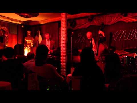 The Wee Trio - Live at The Green Mill - "Turn Around"