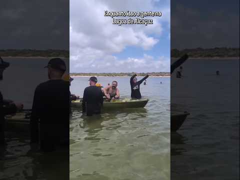 A Lagoa de Alcaçuz fica no município de Nísia Floresta, no Rio Grande do Norte