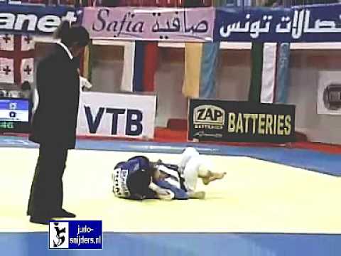 Judo 2009 Tunis: Bogdan (ROU) - Kondrateva (RUS) [-48kg].