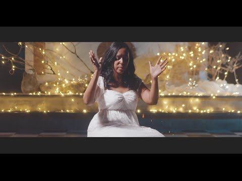 Répands ton feu - Laurence Catherine  ( Clip officiel )