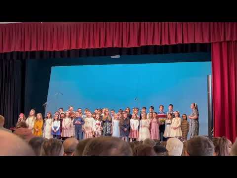 Corul de copii a Bisericii Sfanta Treime Londra