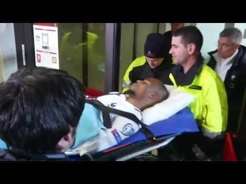 Sidibé sort sur civière