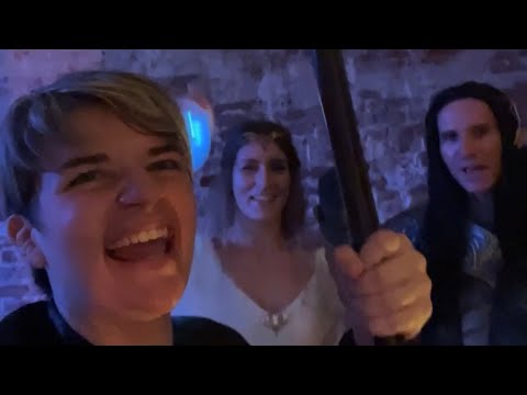 Someone stop her😳 @terradimezzocosplayers3895 #comedy #aunt #gaa #lotr #nerd #comics #luccacomics