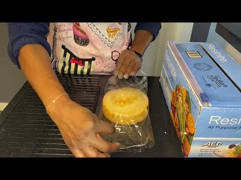 Moist Cakes: How to store and freeze cake layers