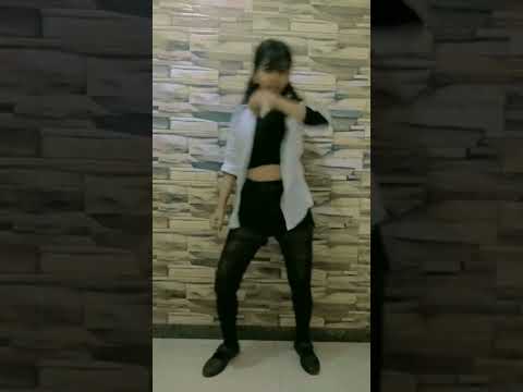 flower 🌹 jisoo dance cover |Reeva Singh #trending #flower #kpopdancecover #shorts #jisoosolo