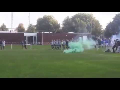 De harde kern slaat weer toe!