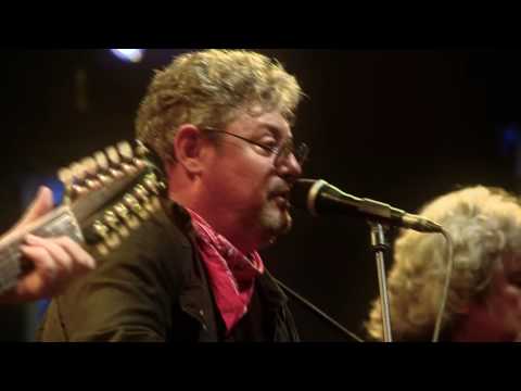 Resistência - Nasce Selvagem (Encore) (DVD Ao Vivo em Lisboa) (Official Video)