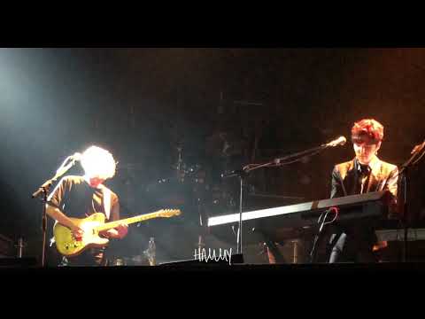 180512 THE ROSE DAY 1: LONG DRIVE IN SEOUL - SIGN OF THE TIMES