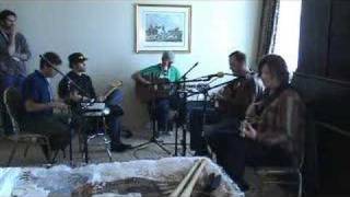 mvyradio On The Road - Moe sings &quot;The Weight&quot;