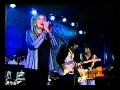 Melissa Etheridge - Get Back (Garage Band Jam) with Richie Sambora, Eddie Van Halen, etc.