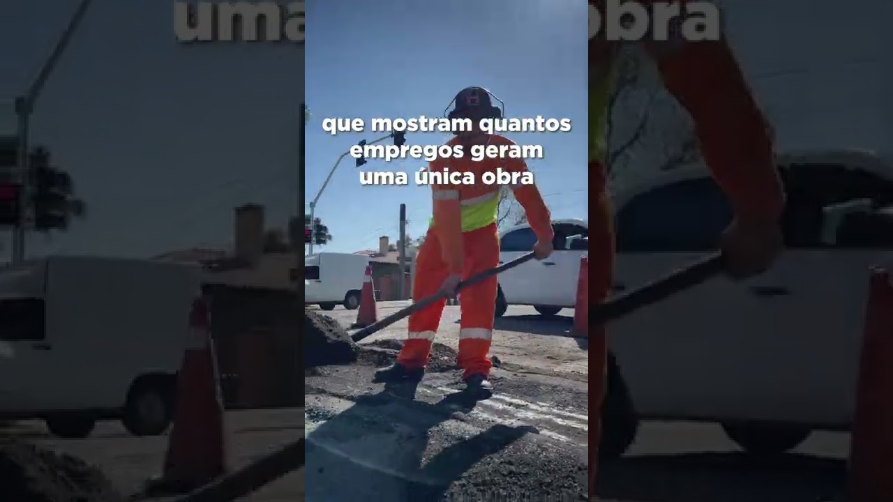 Rafael Greca vistoria as obras de recape na rua Eduardo Sprada com a João Dembinski, no CIC