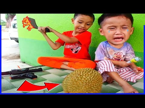 Amin and AtiQ feel sad in the yummy Fruits challenge! 🍈