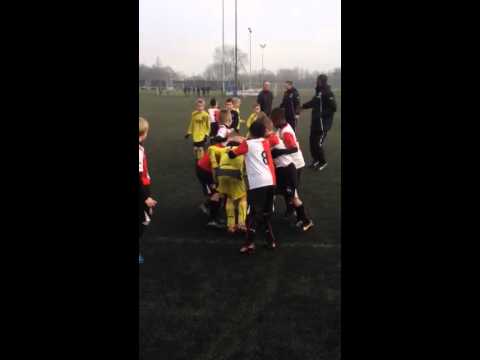 Feyenoord AV F6 - Strijen F1 (07-12-2013)