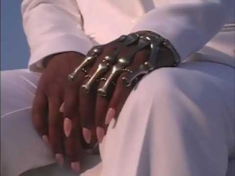 LaToya Jane- BE IN LIKE (Official Music Video)