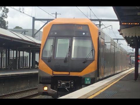 Adam's Trains Vlogs: Rare Sight: M Sets at St Marys + Trainspotting