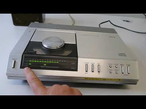 Der Philips CD100 CD-Spieler mit Blick auf das laufende CDM-0 Laufwerk (Deutscher Kommentar)
