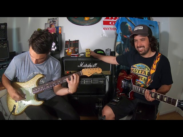 Vídeo relacionado con Fender Stratocaster Sparkling Guitar Vintage Poster Camiseta