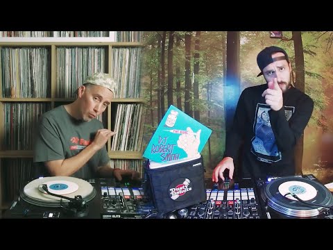 DJ Robert Smith & DJ Woody rock 'The Kure' 7"