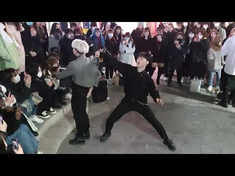 맥스(MAXXAM(MYM))-이찬욱(LeeChanWook)/ MILLIONS - WINNER(위너) 20200209 홍대버스킹