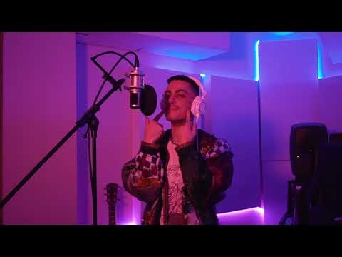 Swallow X - Tan lejos | WHITE DIAMOND SESSIONS