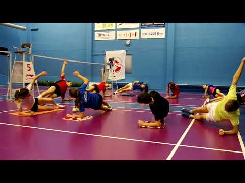 Posilování trupu s Kate Foo Kune