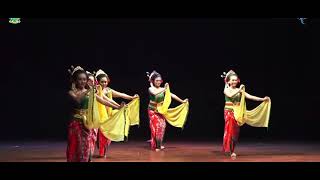 Download lagu FESTIVAL KARYA TARI JAWA TIMUR //Hajah Sriwidayati, M.S.I// BEKSAN NGAWI RAMAH mp3