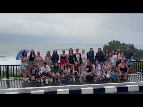 Group Photo at Tanah Lot, Bali, INTRO Travel from Ellie D. 🇮🇩