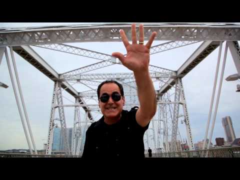 NEAL MORSE - Momentum (OFFICIAL VIDEO)