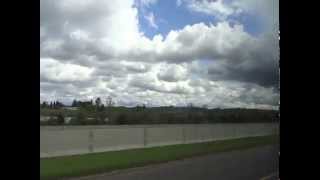 preview picture of video 'Greyhound bus trip down West Coast: #3 Oregon state capital--Portland, Salem, Eugene 2015-04-08'