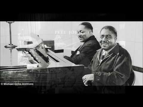 Pete Johnson and Albert Ammons - Boogie Woogie Man - 1941