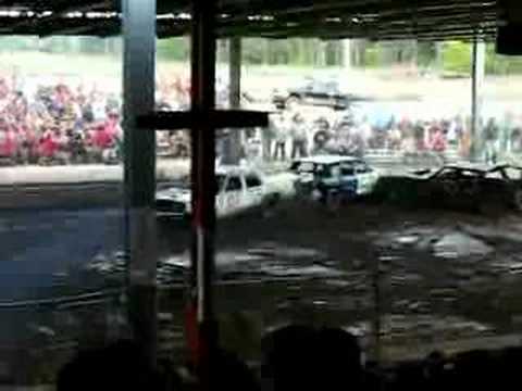 Cheboygan County Fair - Demolition Derby Time