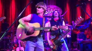 Hot Country Knights take The Stage (Dierks 90's band)