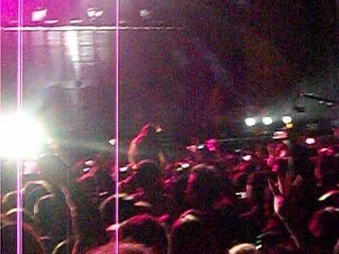 Calvin Harris- I'm Not Alone vs Spaceman @ Creamfields BA! 2012