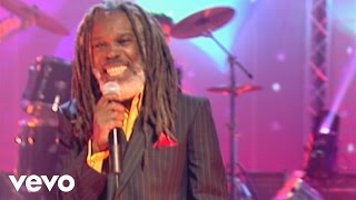 Billy Ocean - Love Really Hurts Without You (Noel&#39;s House Party 1997)