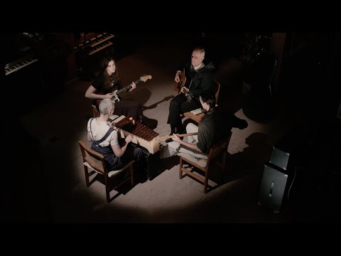 Robert Forster - She's A Fighter