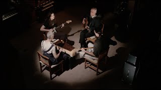 Robert Forster – “She’s A Fighter”