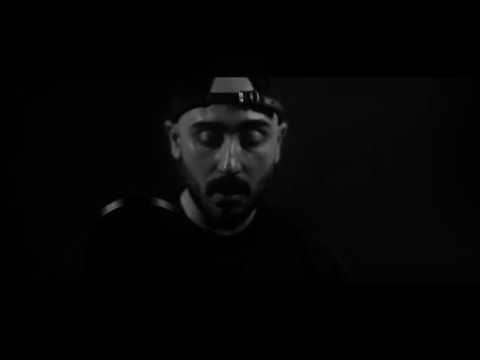 Zemo Ese - Atrapádo en un Loop sin remedio ( Live Performance )