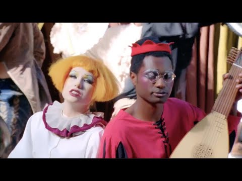 Haute & Freddy - Sophie