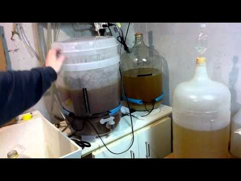 Home Brew Wednesday #15 - As The Wort Boils...