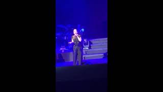 EBRU GÜNDEŞ 12 09 2019 HARBİYE AÇIK HAVA KONSERİ BENDE BİR İNSAN EVLADIYIN ARARSAM GELME